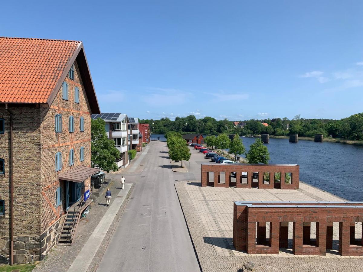 Charmigt Boende Med Perfekt Laege I Gamla Stan Falkenberg Exterior foto